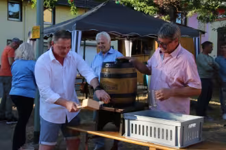 Gute Stimmung beim 31. Ziegelh&uuml;tter Ortsteilfest