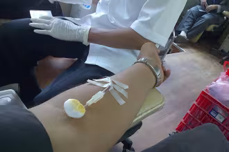 5. September: F&uuml;rstlich Blut spenden im Saarbr&uuml;cker Schloss