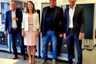 Staatssekret&auml;rin Elena Yorgova-Ramanauskas zu Besuch bei FESTO