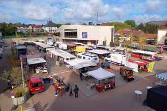 Herbstmarkt vor der Quierschieder Q.lisse.