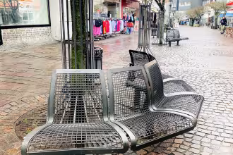 Seniorengerechte B&auml;nke in der Fu&szlig;g&auml;ngerzone geplant