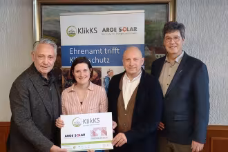 B&uuml;rgermeister Jung unterzeichnet Kooperationsvereinbarung mit ARGE SOLAR
