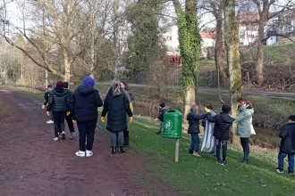 Begeisterte Beteiligung der Familienhilfezentren des Jugendamtes des Saarpfalz-Kreises an der Kampagne &bdquo;Saarland picobello&ldquo;