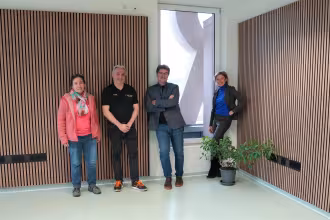 v.l.: Eva Konrad, Marco Simola, Beigeordneter Gerald Purucker, Julia Hennings (Amtsleiterin Amt f&uuml;r Kultur)