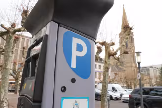 Parkscheinautomat auf dem Gro&szlig;en Markt in Saarlouis
