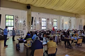 Die Antwort lautet: Ein Begegnungstreffen f&uuml;r ukrainische Gefl&uuml;chtete in Ensdorf.