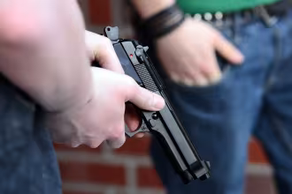 Personen, die im Bild sichtbar sind: Polizei, Spazierg&auml;&shy;&shy;&shy;&shy;&shy;&shy;&shy;&shy;&shy;&shy;&shy;&shy;&shy;&shy;&shy;&shy;&shy;&shy;&shy;&shy;&shy;&shy;&shy;&shy;&shy;&shy;&shy;&shy;&shy;&shy;&shy;