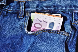 &Ouml;ffentlichkeitsfahndung nach unbefugten Geldabhebungen an Geldautomaten