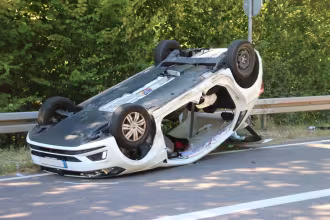 Schwerer Verkehrsunfall im Saarbr&uuml;cker Meerwiesertalweg/L252