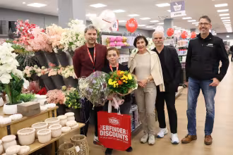 Pressemitteilung: Nach f&uuml;nf Jahren ist Woolworth wieder am &bdquo;alten Platz"