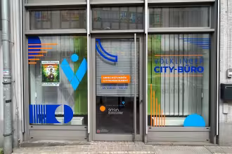 Stadt V&ouml;lklingen &ndash; Pressemitteilung Nr. 82/2026 Neues City-B&uuml;ro in der V&ouml;lklinger Innenstadt er&ouml;ffnet